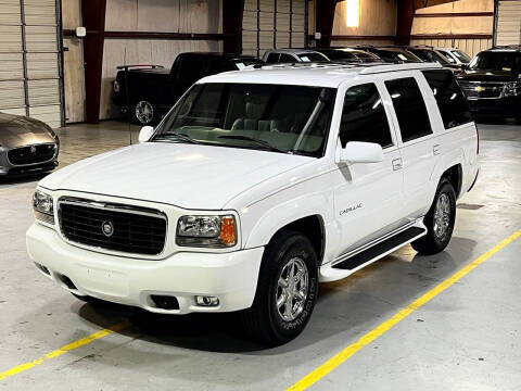 2000 Cadillac Escalade