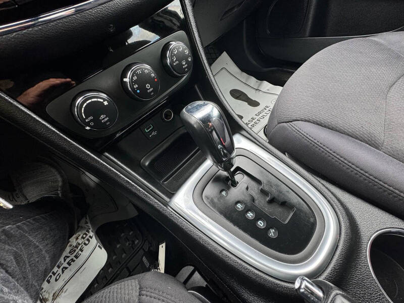 2012 Chrysler 200 Touring