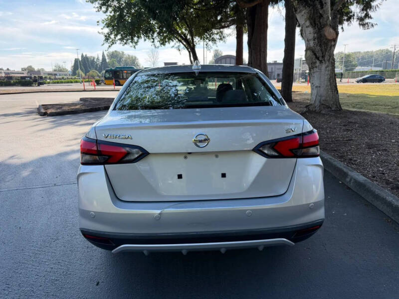 2021 Nissan Versa SV