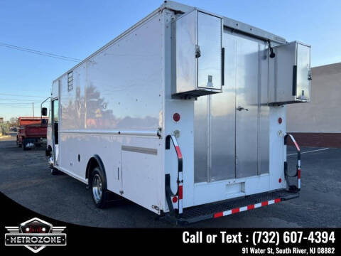 2013 Ford Stripped Chassis