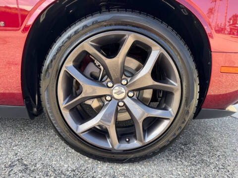 2018 Dodge Challenger R/T Plus