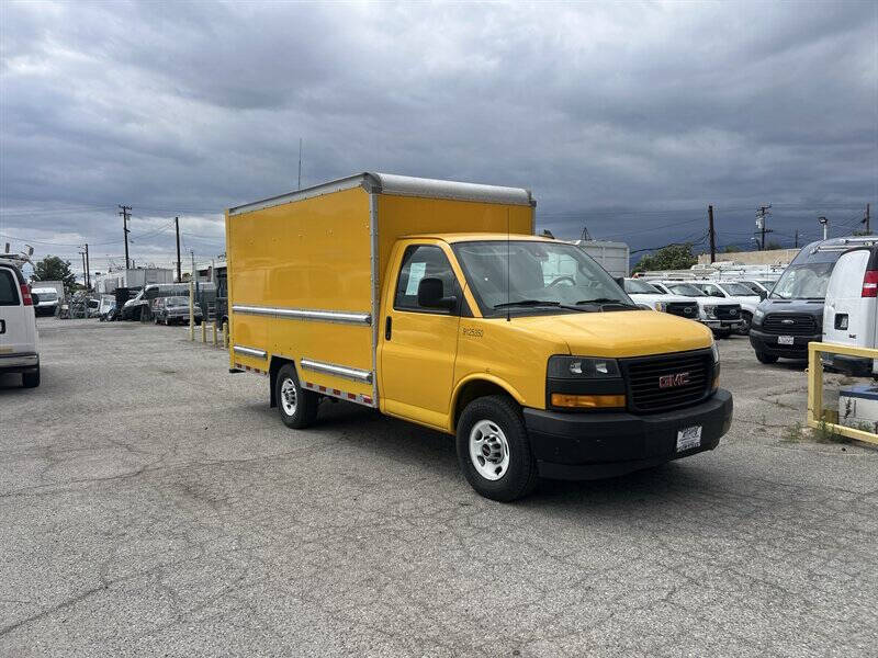 2021 GMC Savana 3500