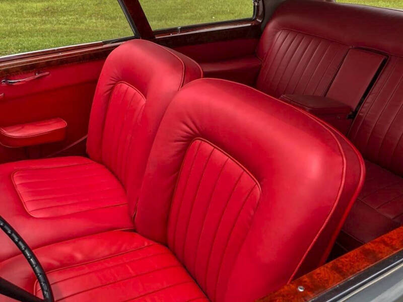 1950 Bentley MK VI Sedanca Coupe