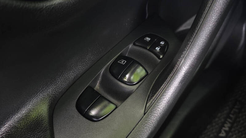 2018 Nissan Altima 2.5 SR