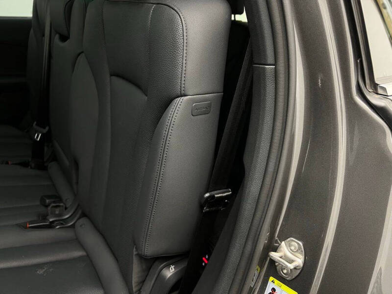 2023 Audi Q7 quattro Premium Plus 45 TFSI