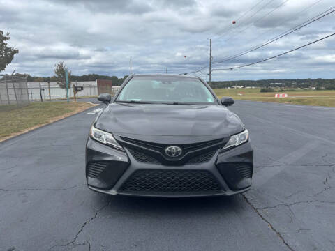2018 Toyota Camry SE
