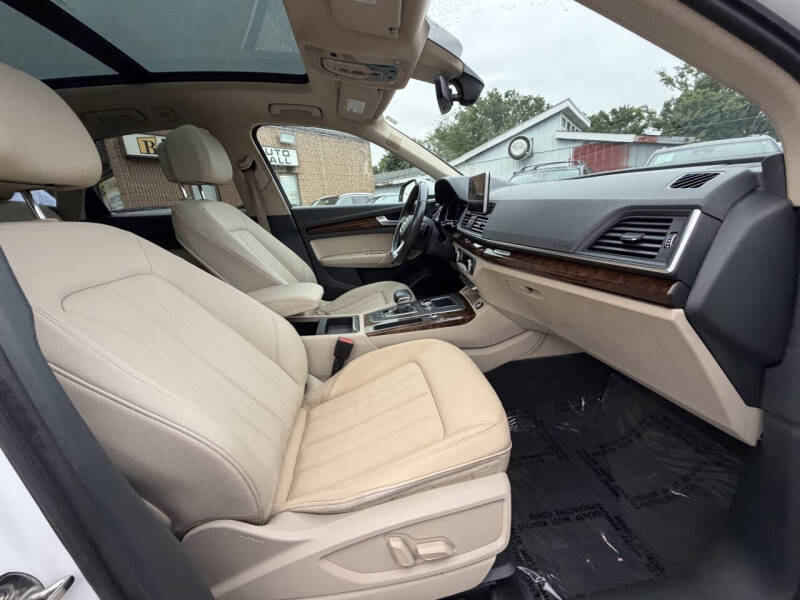 2018 Audi Q5 2.0T quattro Premium Plus
