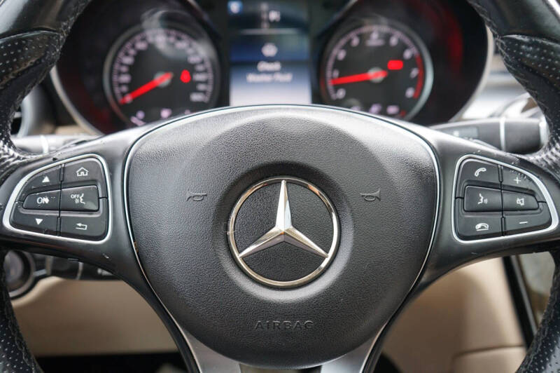 2017 Mercedes-Benz GLC GLC 300