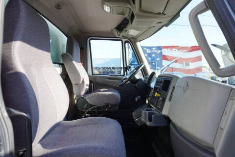 2018 International DuraStar 4300