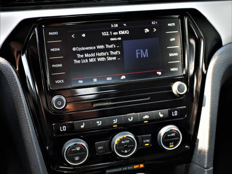 2021 Volkswagen Passat SE