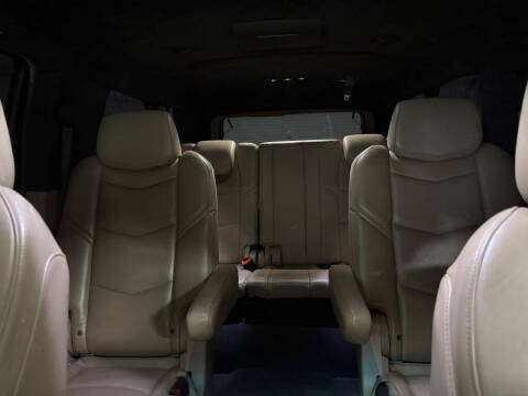 2018 Cadillac Escalade ESV Platinum