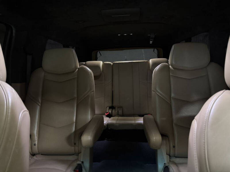 2018 Cadillac Escalade ESV Platinum