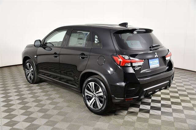 2026 Mitsubishi Outlander Sport ES