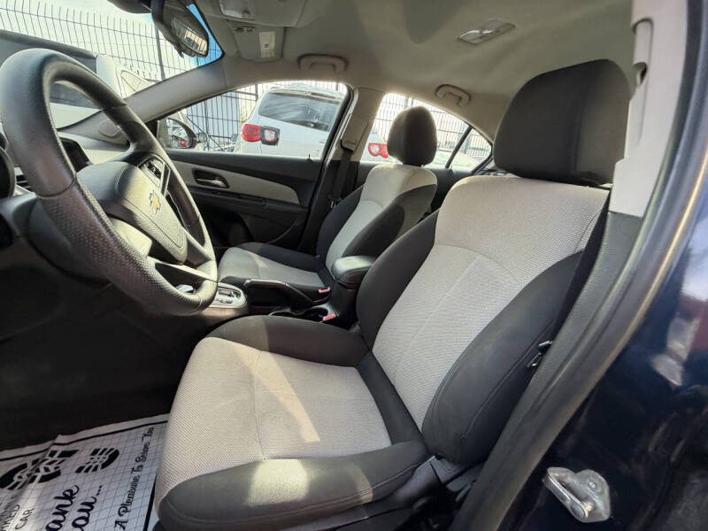 2011 Chevrolet Cruze LS