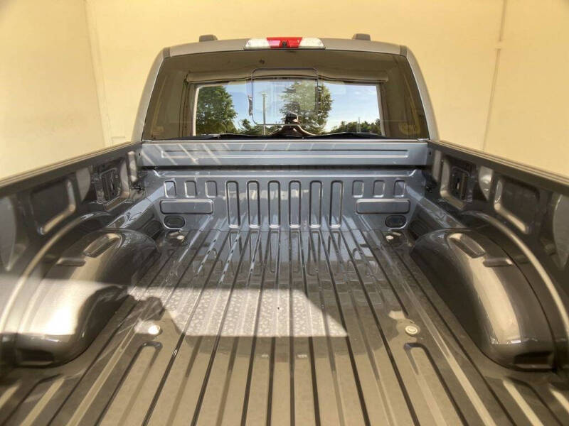 2023 Ford F-150 Lightning Platinum