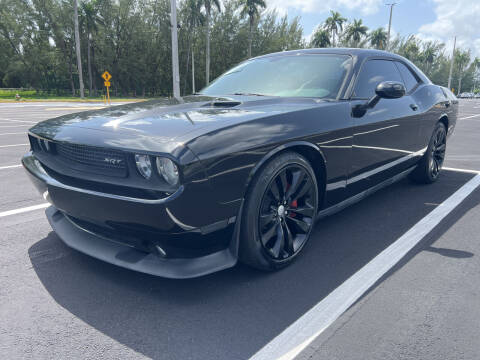 2013 Dodge Challenger SRT8 Core