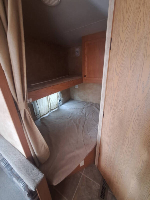 2011 Heartland Trail Runner 26FQB