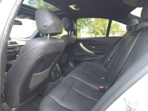 2018 BMW 3 Series 320i