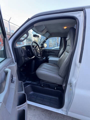 2017 Chevrolet Express 3500