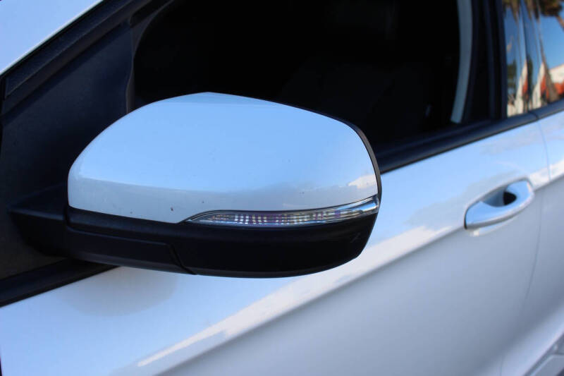 2016 Ford Edge Sport