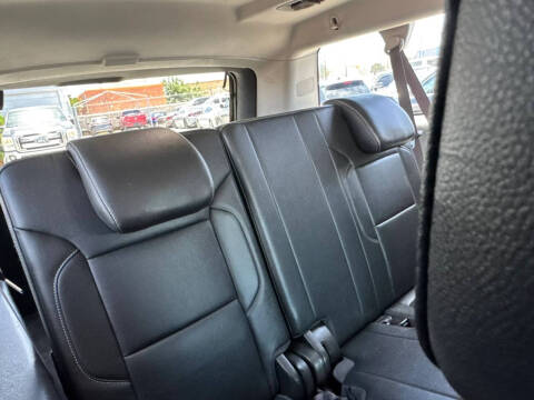 2017 Chevrolet Suburban LT