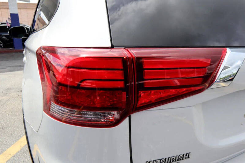 2018 Mitsubishi Outlander