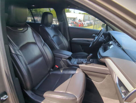 2020 Cadillac XT4 Premium Luxury