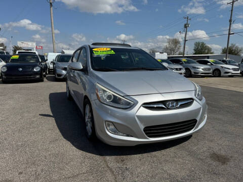2014 Hyundai Accent SE