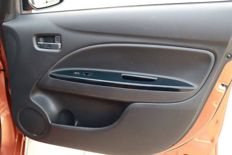 2017 Mitsubishi Mirage SE