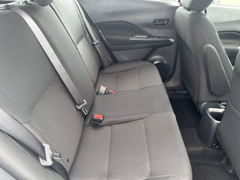 2025 Nissan Kicks Play S