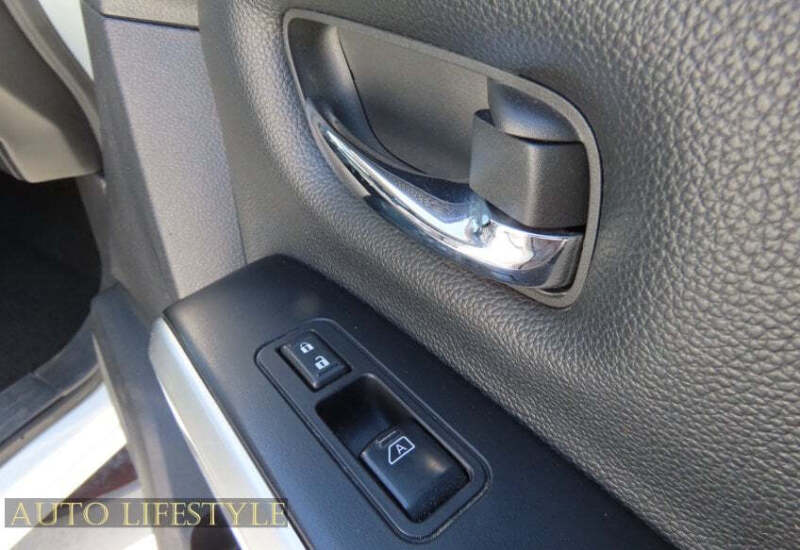 2017 Nissan Titan S