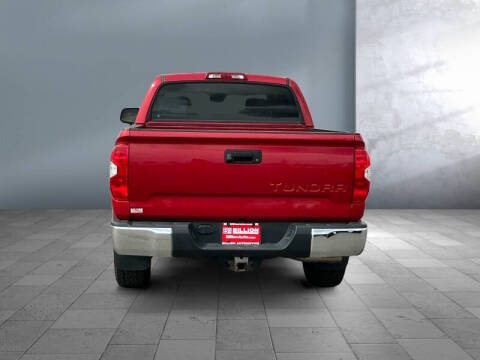 2018 Toyota Tundra SR5