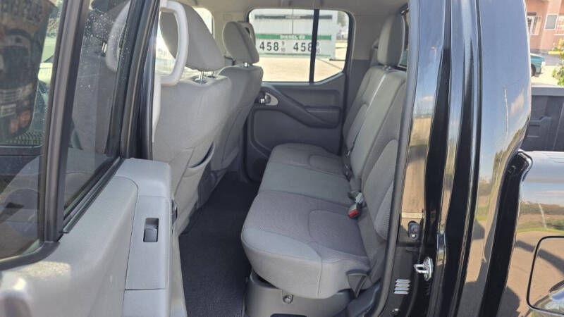 2019 Nissan Frontier S