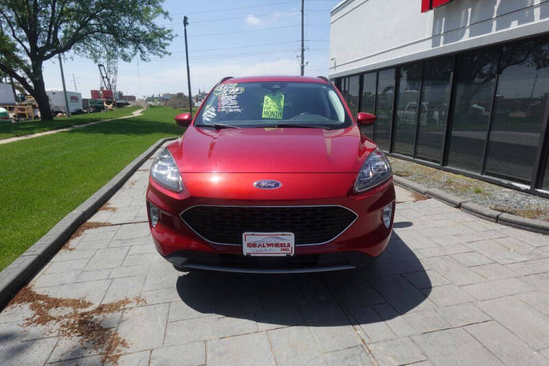 2022 Ford Escape Titanium