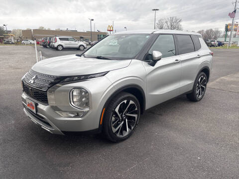 2024 Mitsubishi Outlander for sale at McCully's Automotive - Trucks & SUV's in Benton KY