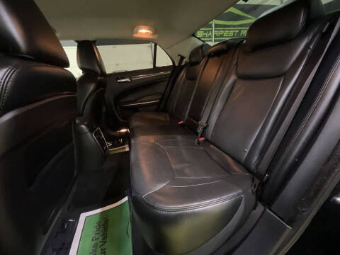 2015 Chrysler 300 Limited