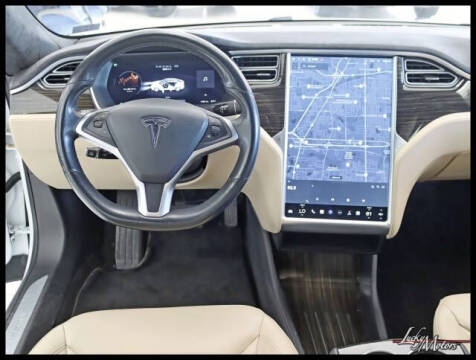 2015 Tesla Model S 90D