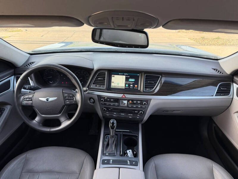2016 Hyundai Genesis