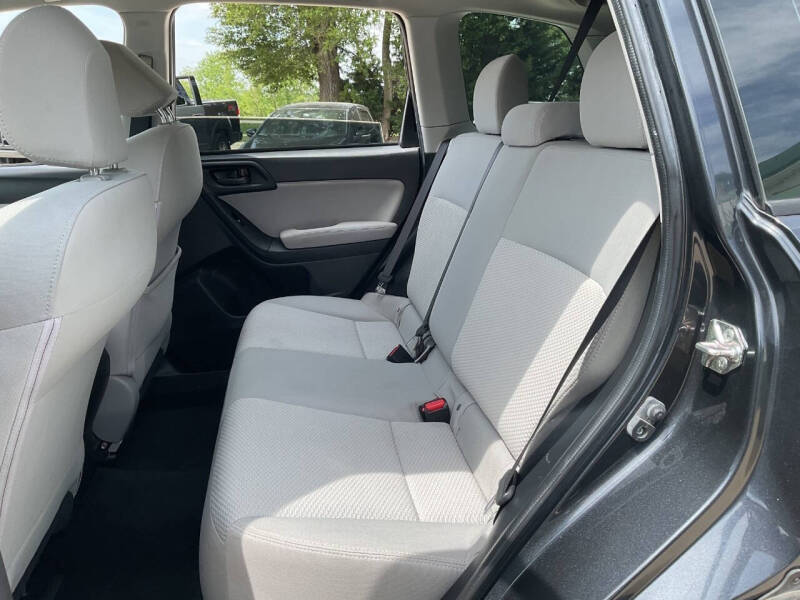 2015 Subaru Forester 2.5i