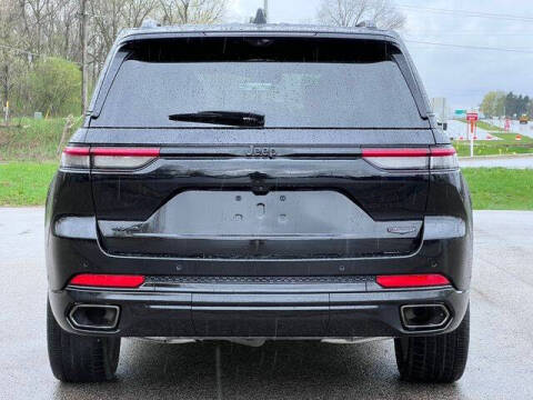 2025 Jeep Grand Cherokee Summit Reserve