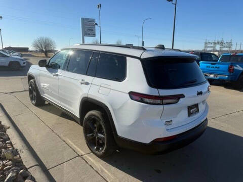 2024 Jeep Grand Cherokee L Altitude