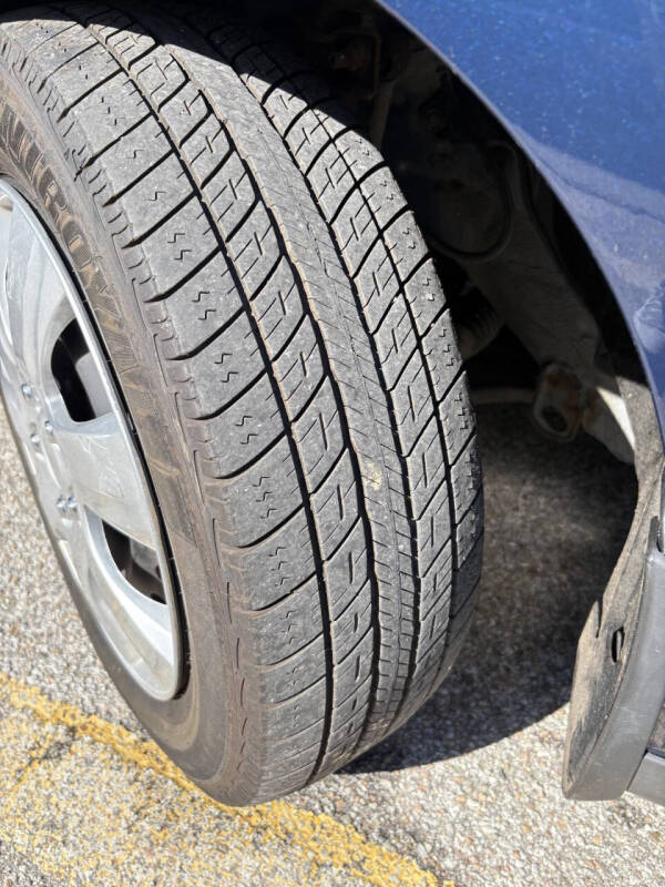 2008 Nissan Versa 1.8 S