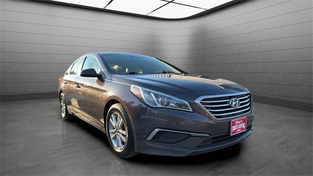 2016 Hyundai Sonata SE's photo