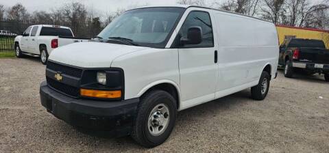 2017 Chevrolet Express for sale at RODRIGUEZ MOTORS CO. in Houston TX