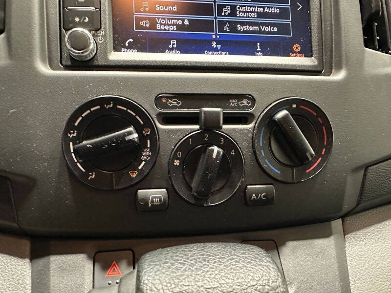 2021 Nissan NV200 SV