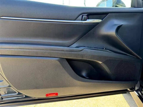 2020 Toyota Camry LE