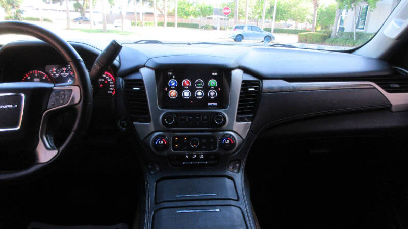 2016 GMC Yukon XL Denali