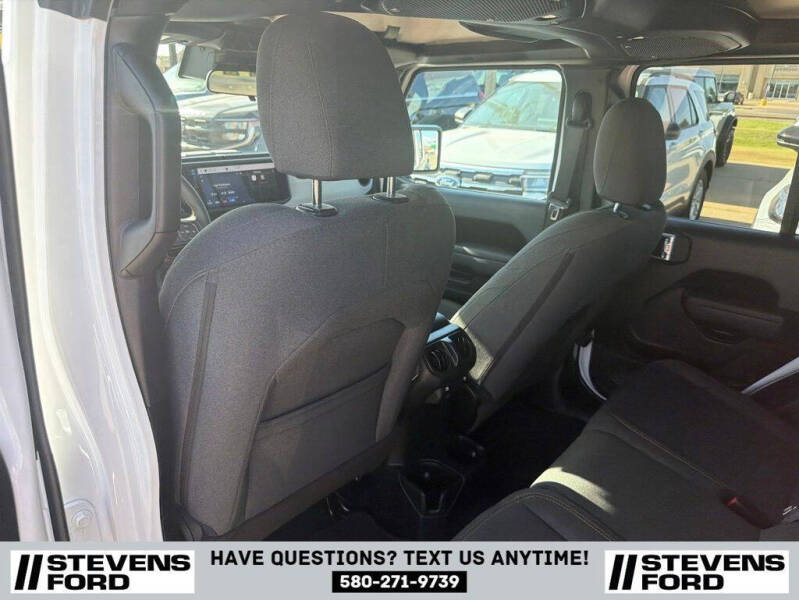 2025 Jeep Gladiator Sport S