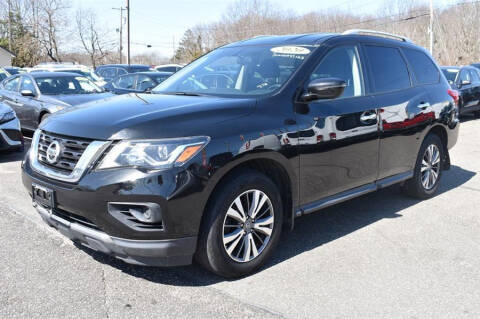 2020 Nissan Pathfinder S