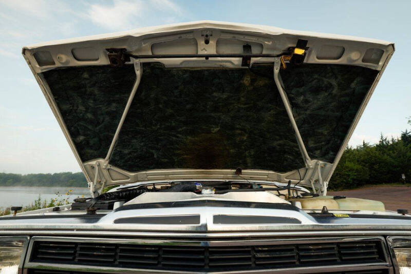 1989 Jeep Grand Wagoneer